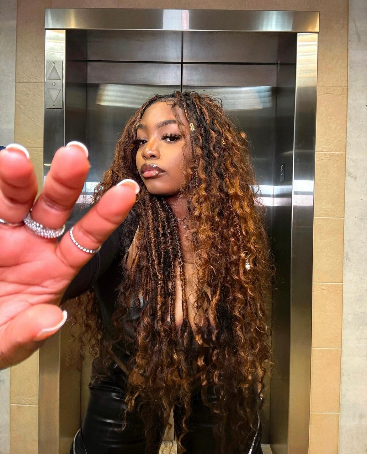 Luna Locs